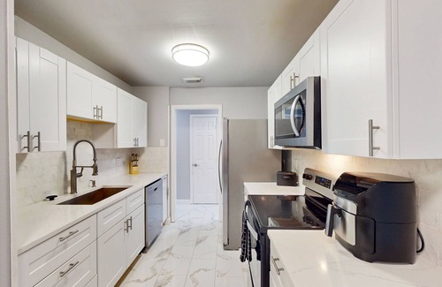 Garland House | 3-bedroom cozy home with private pool