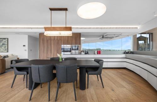 Darling Harbour Apartment | 3 Bedroom Darling Harbour Apartment