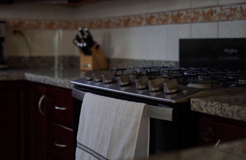 Bonao House | 3 Bedroom Family Friendly House 15 mins from Rivers!