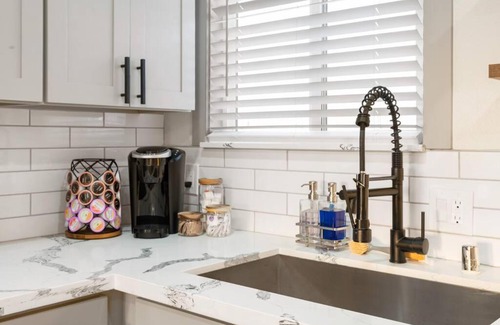 Clarksburg House | 3-Bedroom Farmhouse Villa Near The Old Sugar Mill