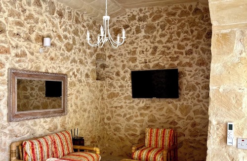 Nadur Other | 3 bedroom farmhouse with private pool