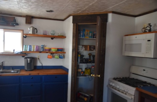 Helmville Other | 3-bedroom farmhouse with WiFi, AC in enjoyable Drummond MTnHorse Boarding