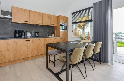 Kerkdriel House | 3 bedroom gorgeous home in Kerkdriel