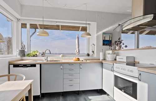Hejlsminde Strand House | 3 bedroom gorgeous home in Hejls