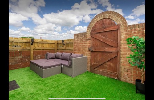 Withernsea House | 3 bedroom holiday cottage to rentnIn withernsea east coast