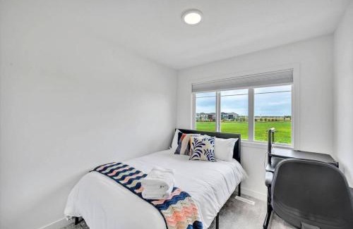 Southwest Edmonton House | 3 Bedroom Home in Glenridding Area