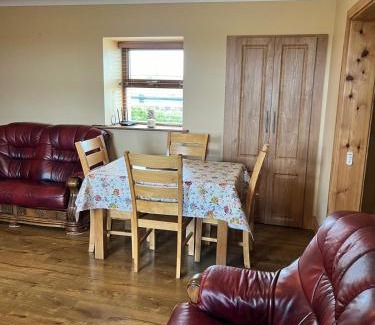 Shanavooneen House | 3 bedroom Home in Miltown Malbay