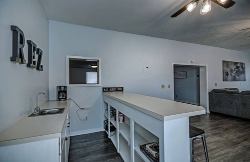 Ludlow House | 3 Bedroom Home on Reservoir | Fisherman Getaway