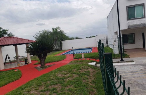 Reynosa House | 3 BEDROOM HOME WITH POOL