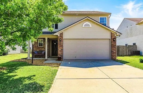Brownsburg House | 3-bedroom home with fenced yard, 2 car garage and patio
