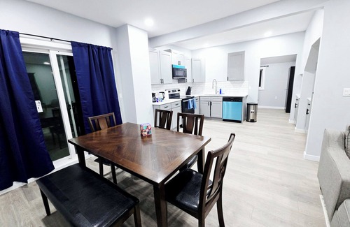 Forest Grove House | 3-Bedroom House Close to Pacific University