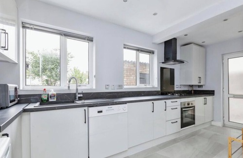 Loughborough House | 3 bedroom House in Loughborough