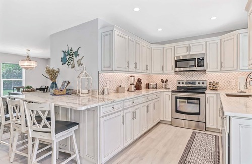 Rural Estates House | 3-bedroom house in awesome Naples with Heated Pool and Hot tub, AC, WiFi