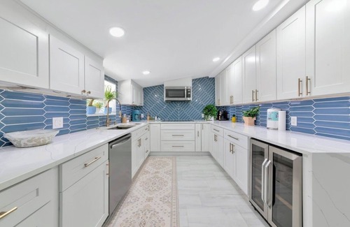 Bayshore Gardens House | 3-bedroom house in charming Bradenton minutes frm Sarasota and Bradenton beaches