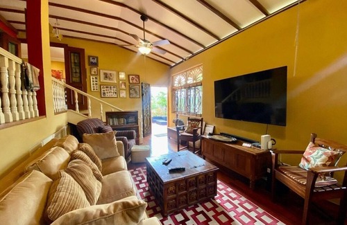 Prospect House | 3-bedroom house in fabulous Lyssons with WiFi, AC. Enjoy a relaxing stay