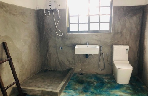 Kandy House | 3-bedroom house in Kandy City with WiFi, AC