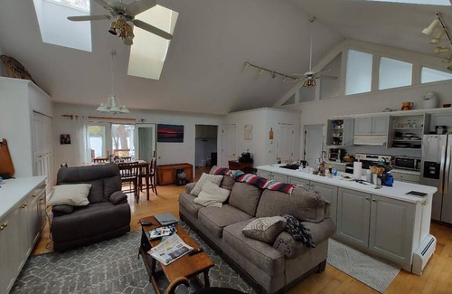 Crown Point House | 3-bedroom house in fabulous Crown Point, New York. On Lake Champlain