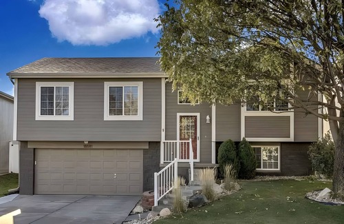 Millard House | 3-bedroom house in West Omaha