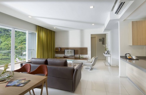 Hulu Kinta Apartment | 3 Bedroom Lakeview Premier Suite #3