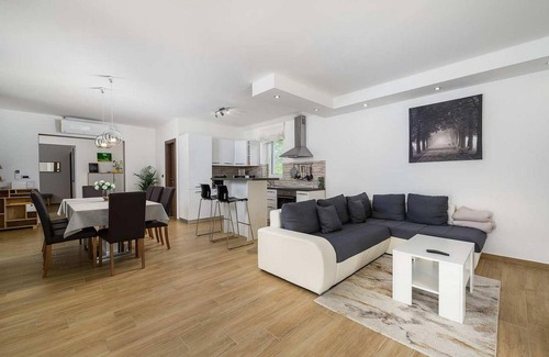 Groznjan House | 3 bedroom lovely home in Groznjan