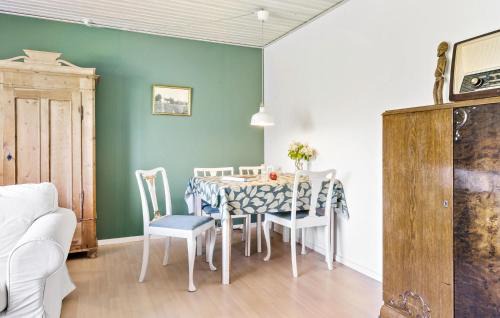 Hong House | 3 Bedroom Lovely Home In Høng