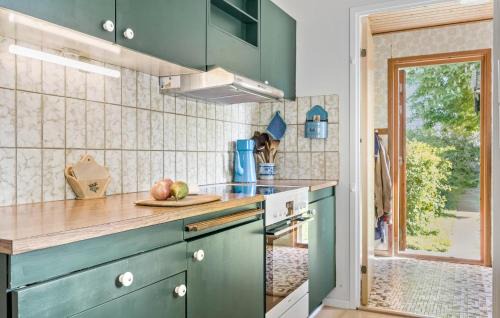 Hong House | 3 Bedroom Lovely Home In Høng