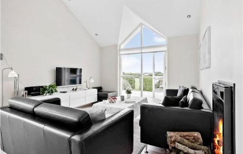 Hejlsminde Strand House | 3 Bedroom Lovely Home In Hejls