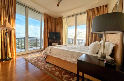 Singer Island Resort | 3 bedroom Luxurious Presidential Penthouse ,Ocean View + 5 star Resort Amenities