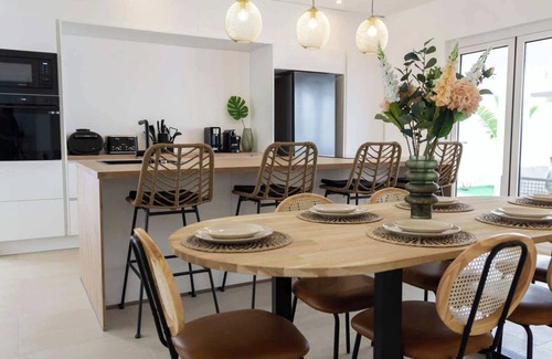 Willemstad Villa | 3 bedroom luxury vacation villa for a relaxed, intimate feeling