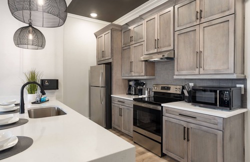 Helena Condo | 3 Bedroom, Main Level