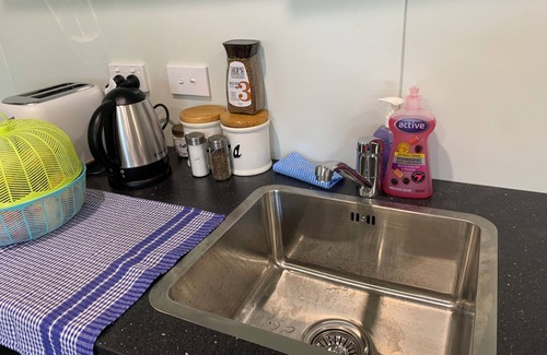Awakeri House | 3-bedroom mobile home in awesome Awakeri with WiFi, AC