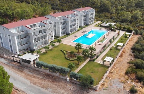 Akbuk Apartment | 3 Bedroom Modern Duplex overlooking Akbuk Bay