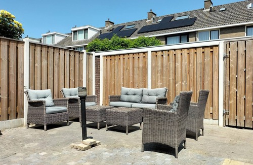 Oost-Souburg House | 3 bedroom nice home in Oost-Souburg