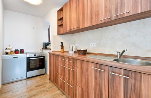 Varazdinske Toplice House | 3 bedroom nice home in Rukljevina