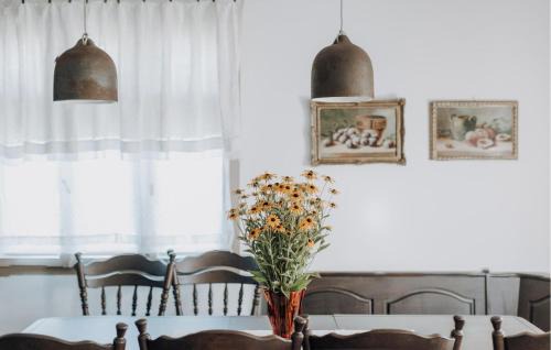 Ivanic-Grad House | 3 Bedroom Nice Home In Derezani