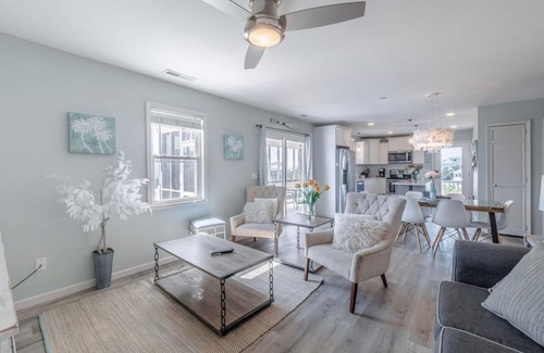 Yaupon Beach House | 3 Bedroom ocean view close to pier and pet friendly!