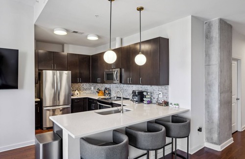 Midtown Apartment | 3-bedroom penthouse apartment in the heart of Atlanta