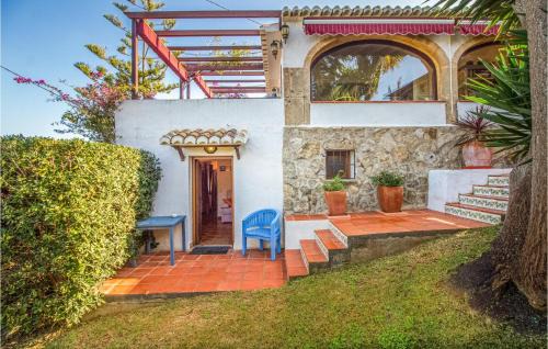 Trencall House | 3 Bedroom Pet Friendly Home In Trencall