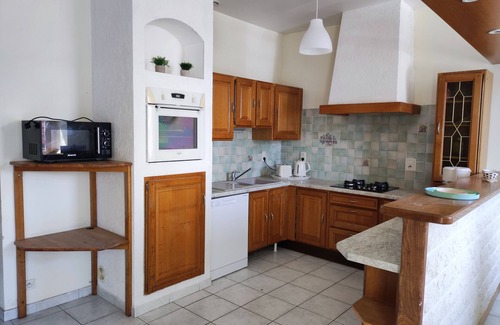 Coatreven House | 3 Bedroom Private vacation home in CoatrÃ©ven