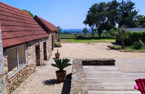 Coatreven House | 3 Bedroom Private vacation home in CoatrÃ©ven