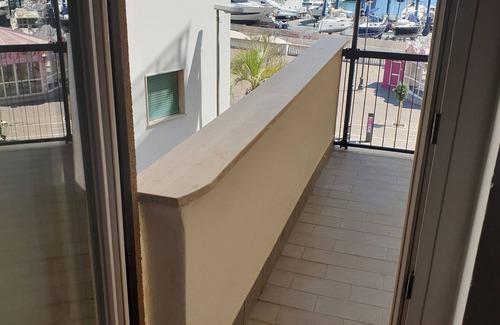 Nettuno House | 3 bedroom private vacation home in neptune