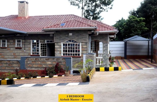Meru House | 3 bedroom private vacation home in meru