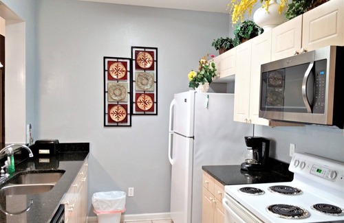 Windsor Palms Condo | 3 Bedroom Resort Style Condo, 3 Miles to Disney!n