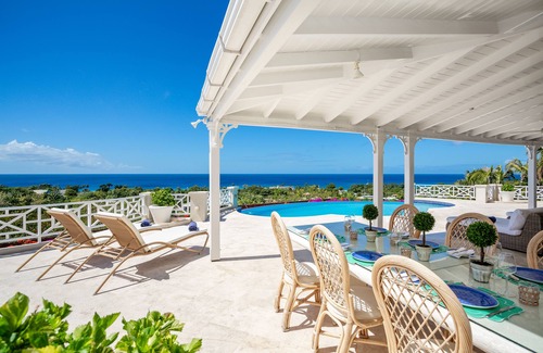Weston Villa | 3 Bedroom Ridgefront Villa