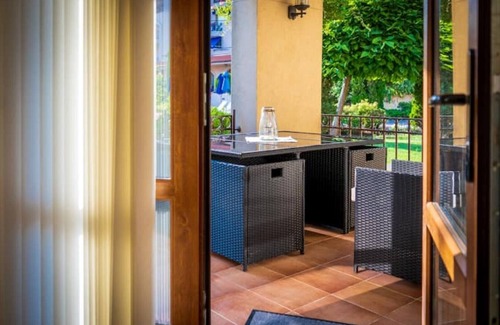 Balgarevo Apartment | 3 bedroom seaview apartment/Ground floor/
