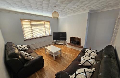 North End House | 3 bedroom Semi detached