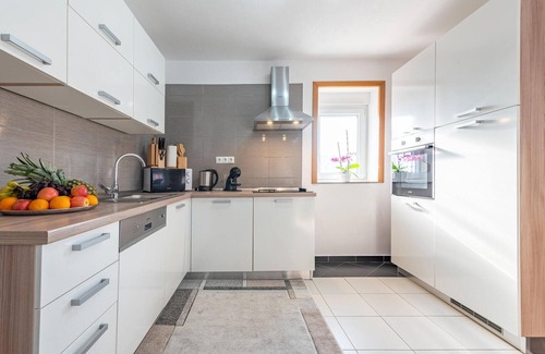 Municipality of Gracac Apartment | 3 bedroom stunning apartment in Gracac