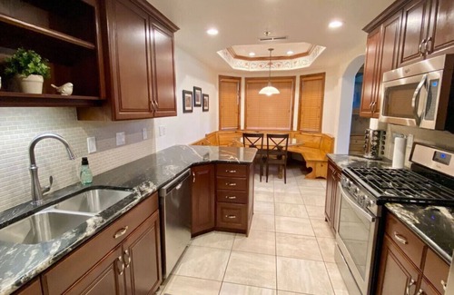 Midway House | 3-bedroom townhome in Zermatt Resort