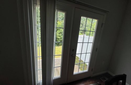 Lewis Center House | 3 bedroom townhouse w/fin basement - 4 Queens
