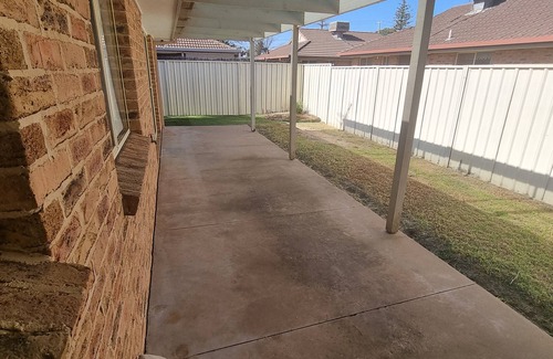 Mildura House | 3 Bedroom Townhouse with WIFI on 15th St